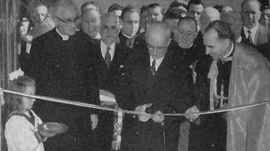 pietro-barbieri-inaugura-ospedale-sopra-casa-sua-in-valle-lomelina