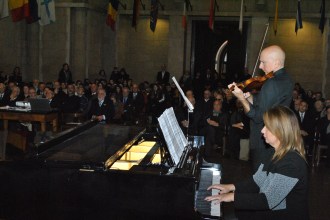 Piano e violino.jpg