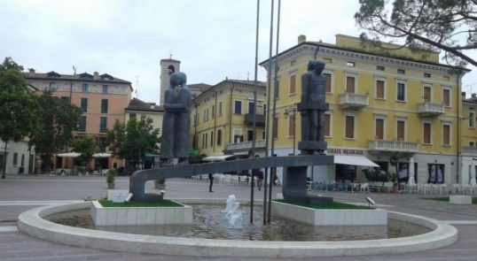 monumento alla resistenza antifascista Desenzano del Garda