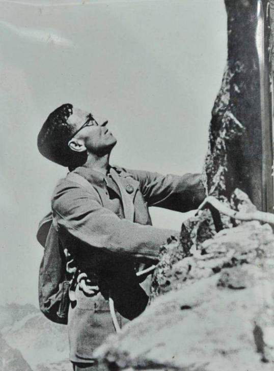 33917473-fb28-4caa-8cc4-7e3fe7f53e9e